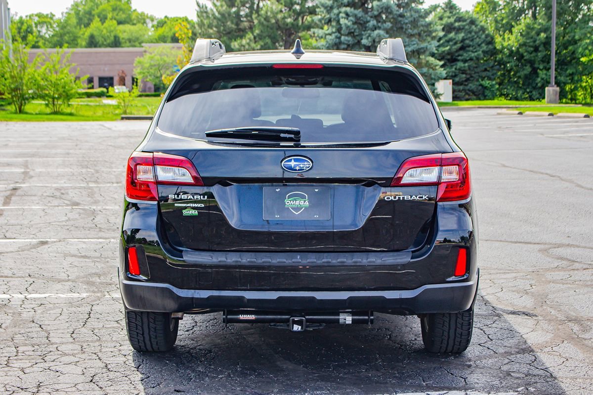 Used 2016 Subaru Outback 2.5i Limited AWD/4WD image 8