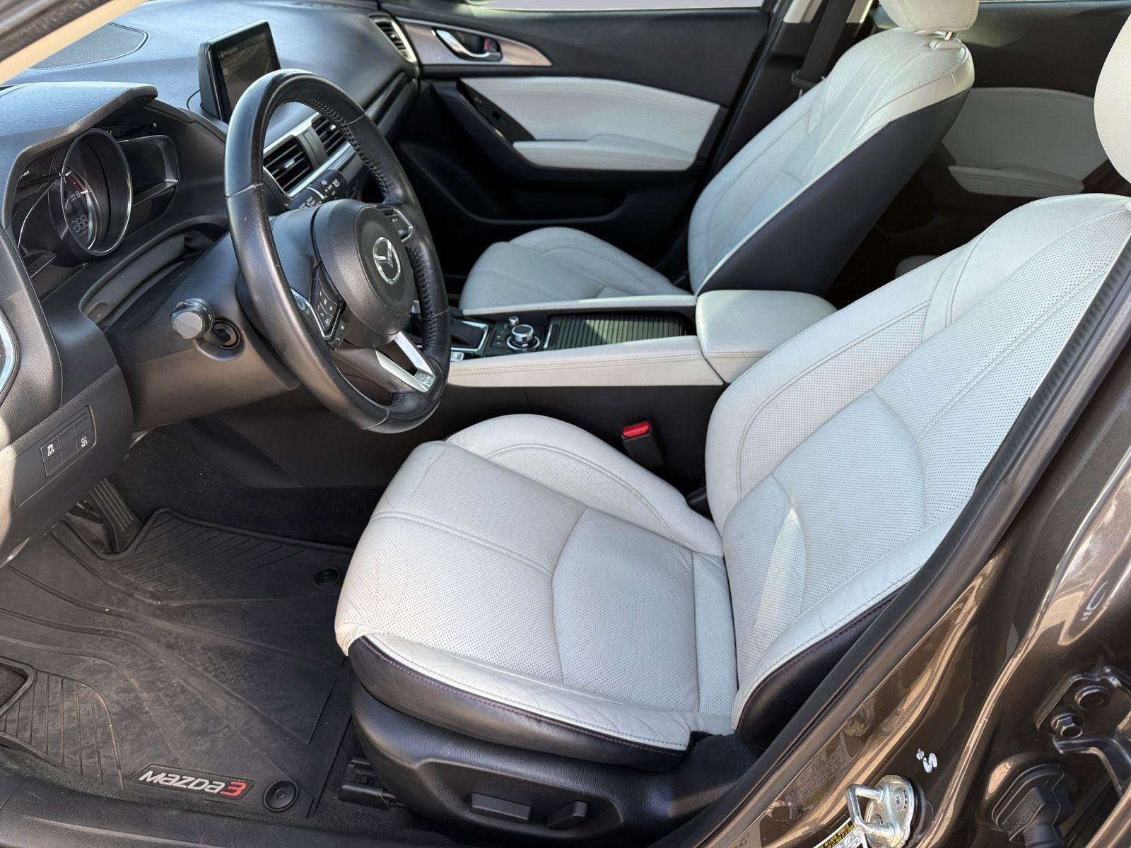 Used 2017 MAZDA MAZDA3 Grand Touring image 10