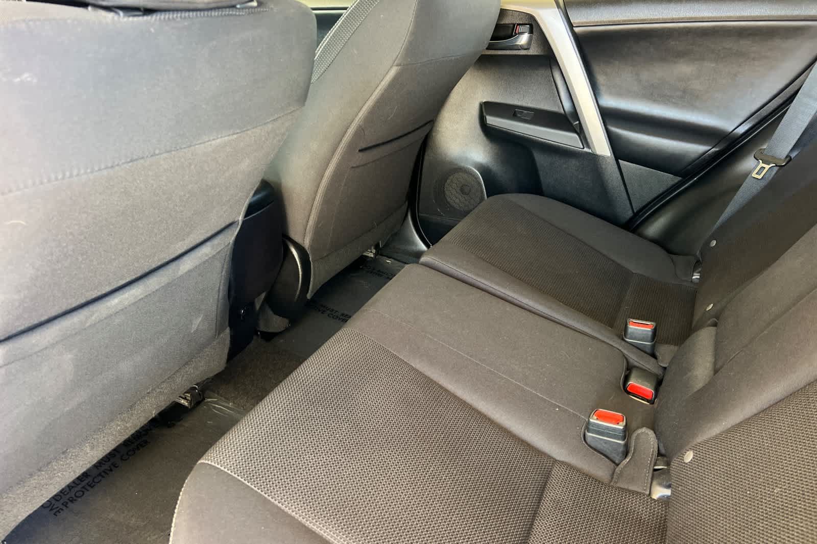 Certified 2016 Toyota RAV4 XLE AWD/4WD image 4