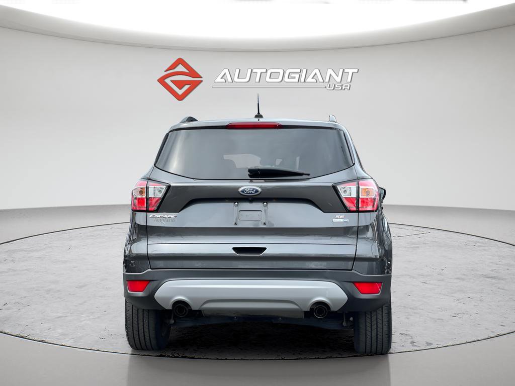 Used 2018 Ford Escape SE image 6