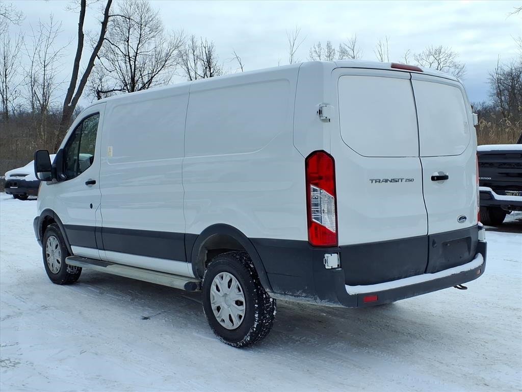 Used 2019 Ford Transit 250 130 Low Roof w/ Exterior Upgrade Package image 6