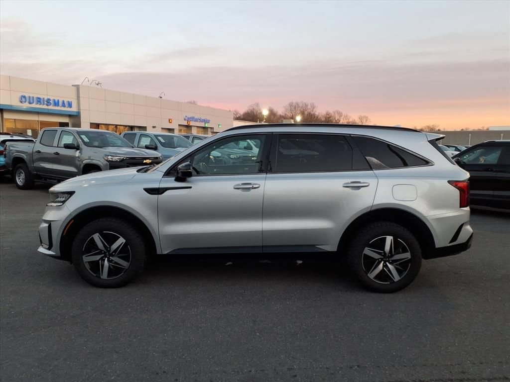 Used 2021 Kia Sorento EX w/ Panoramic Sunroof Package image 6