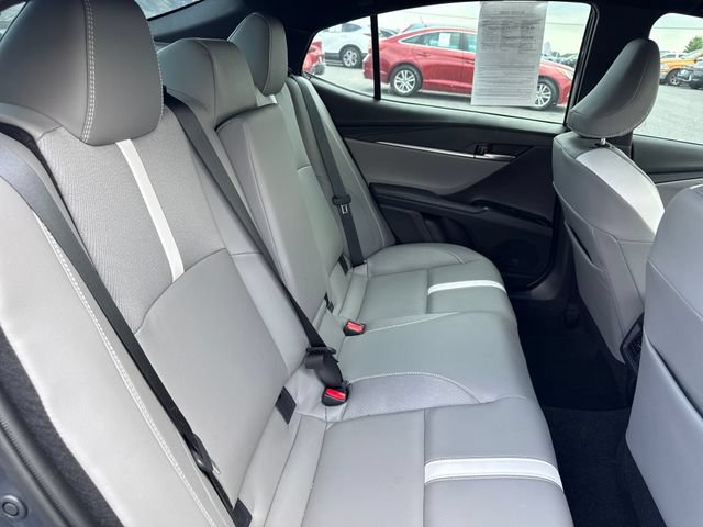 Used 2025 Toyota Camry SE w/ Convenience Package FWD image 14