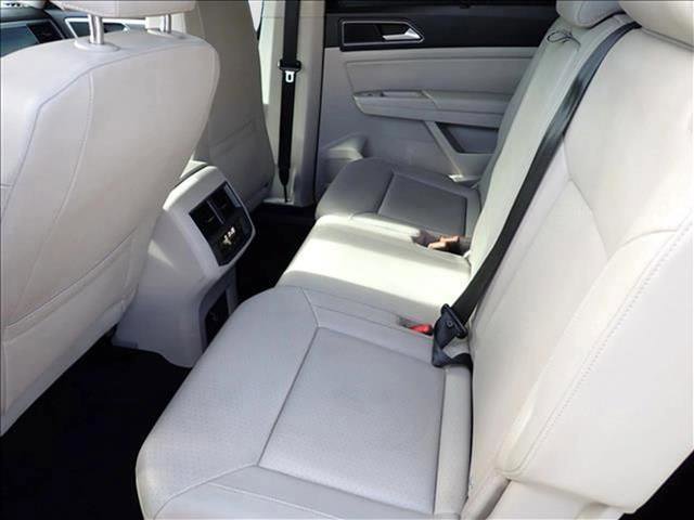 Used 2019 Volkswagen Atlas SE w/ Towing Package image 8