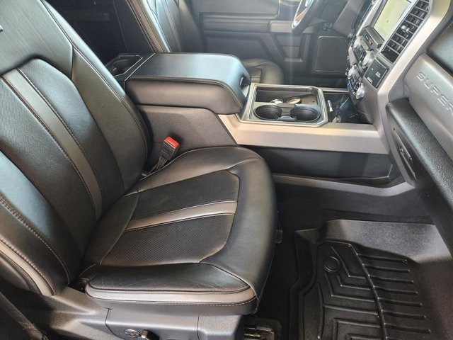 Used 2021 Ford F450 Platinum w/ FX4 Off-Road Package image 20