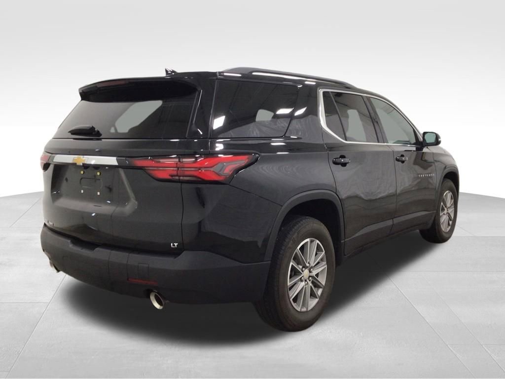 Used 2023 Chevrolet Traverse LT w/ LPO, Floor Liner Package AWD/4WD image 4