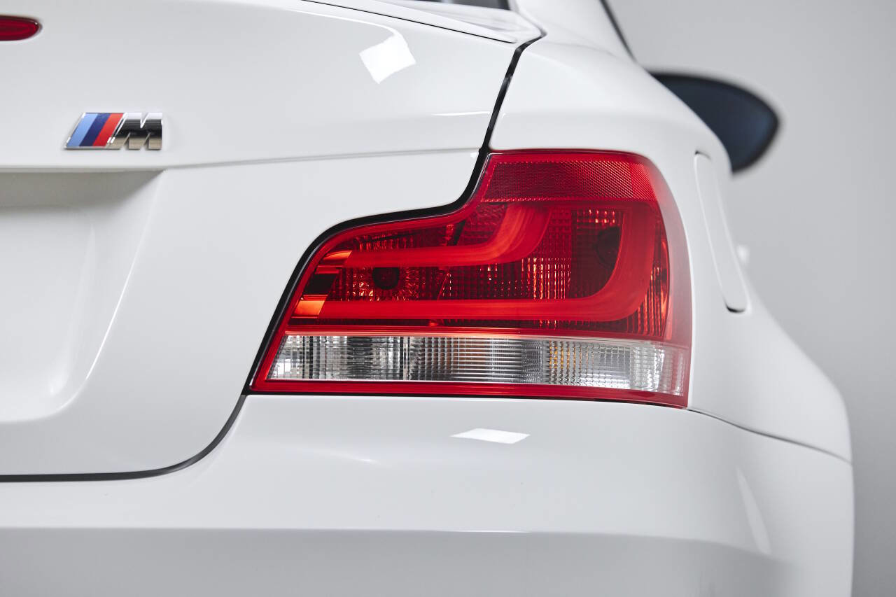 Used 2011 BMW 1 Series M image 22