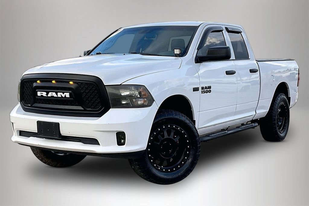Used 2014 RAM 1500 Express RWD image 2