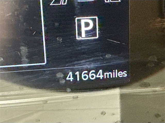 Used 2023 Nissan Versa SV image 16