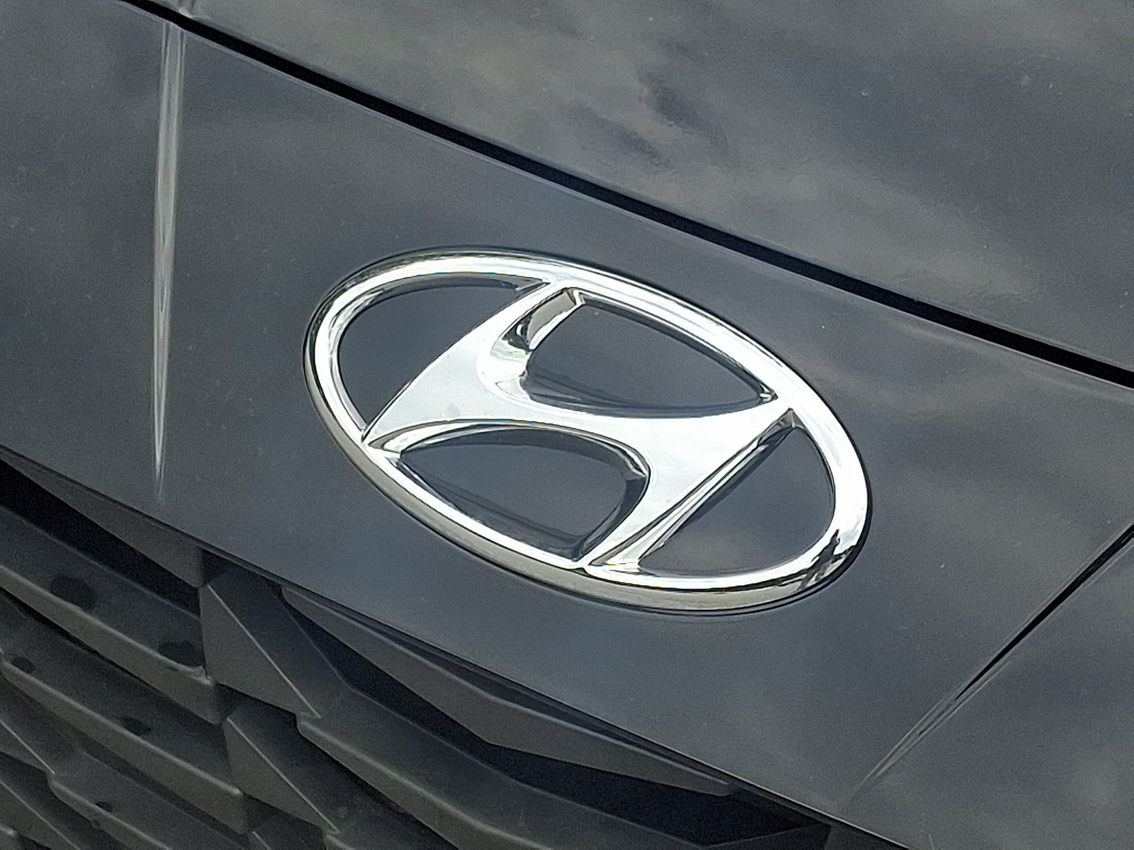 Used 2022 Hyundai Elantra SEL w/ Cargo Package FWD image 32