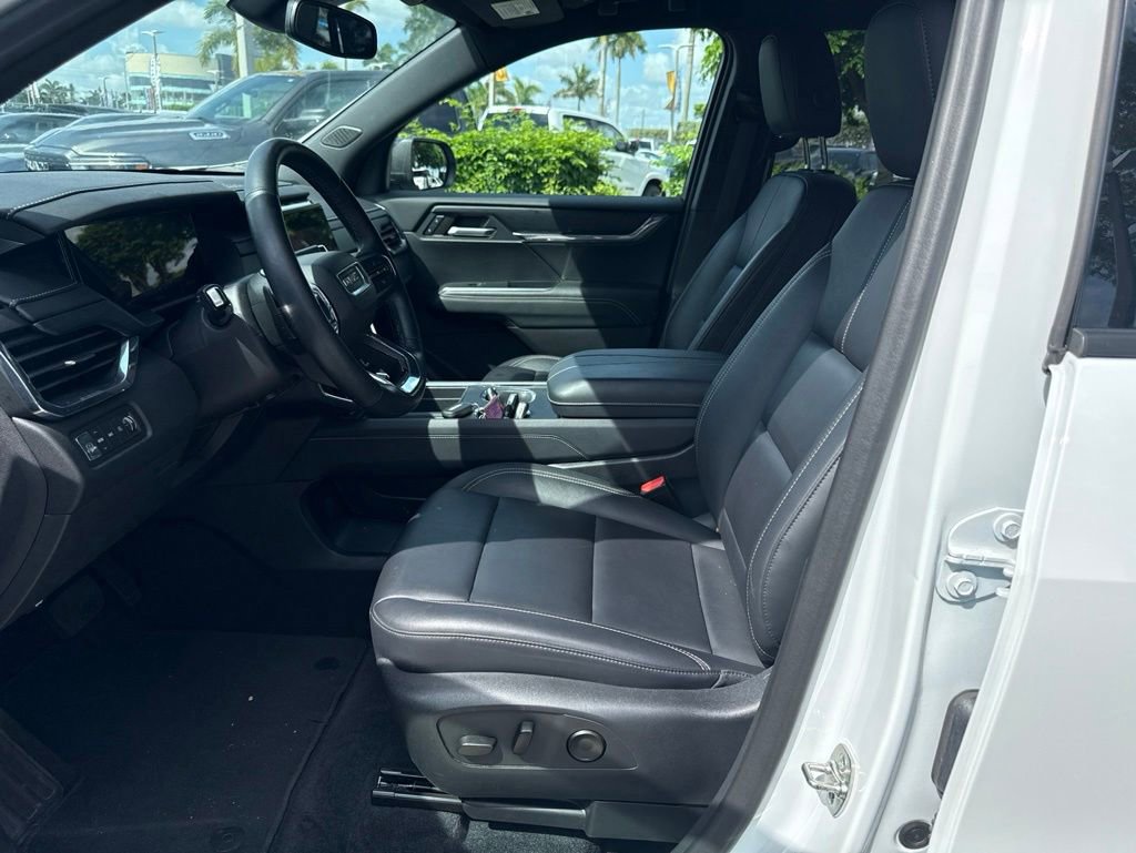 Used 2024 GMC Acadia Elevation AWD/4WD image 7