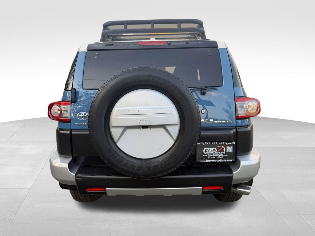 Used 2012 Toyota FJ Cruiser 4WD w/ Upgrade Pkg image 5