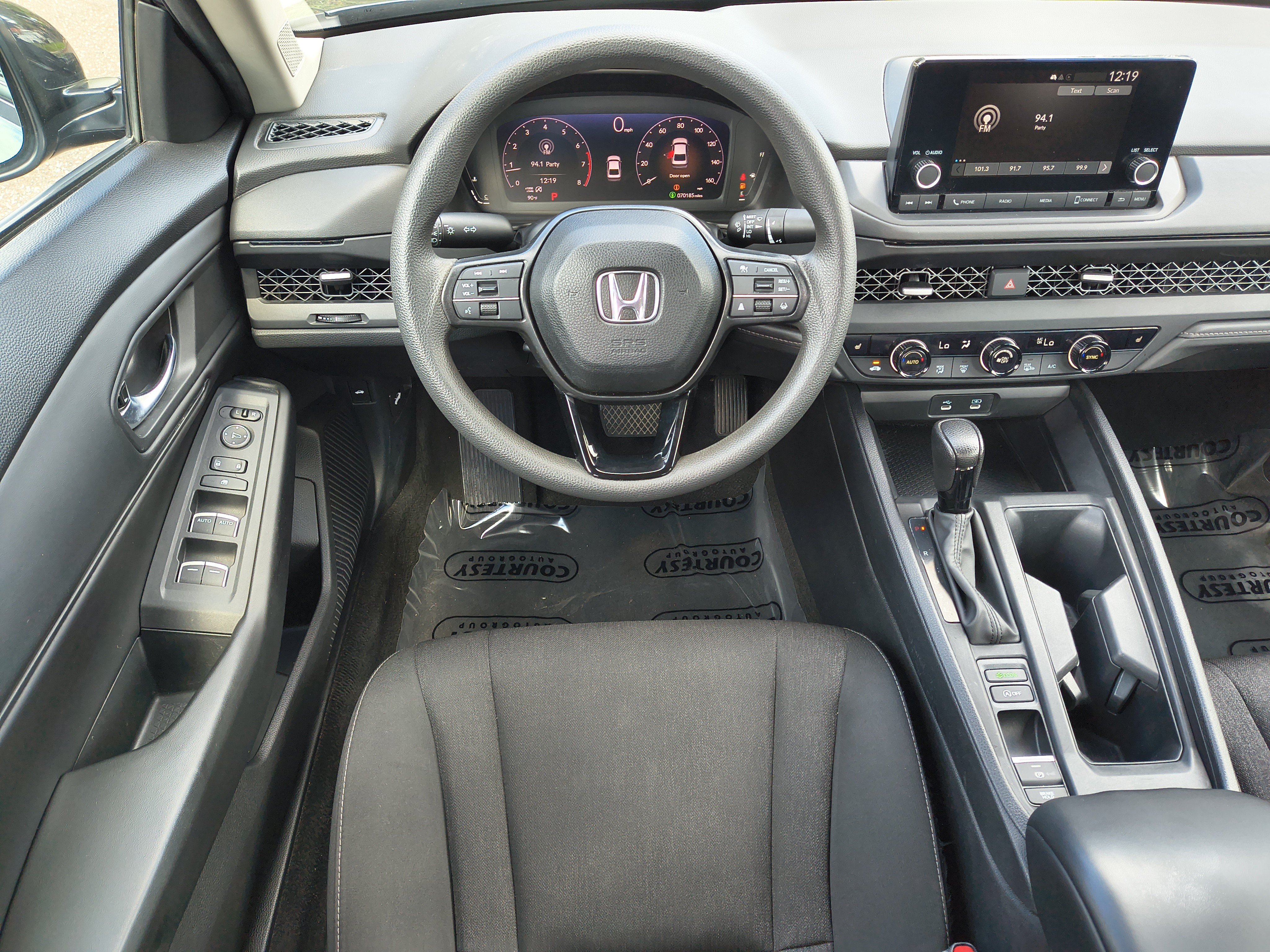 Used 2023 Honda Accord EX image 13