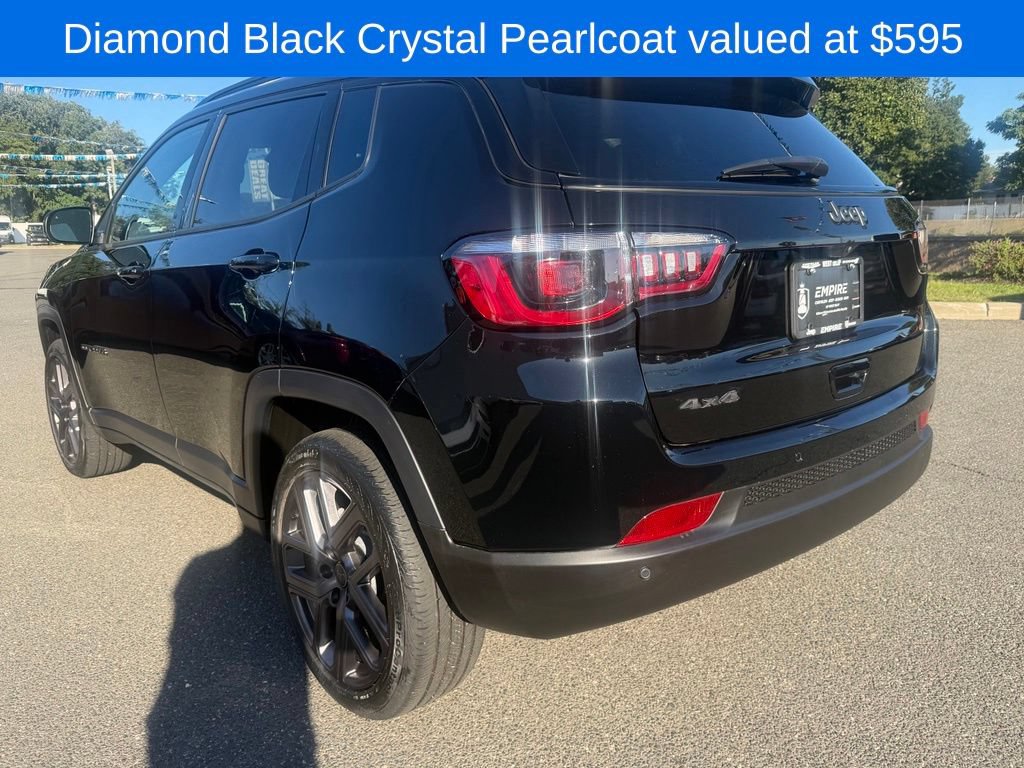 Used 2025 Jeep Compass Limited w/ Sun & Sound Group AWD/4WD image 3