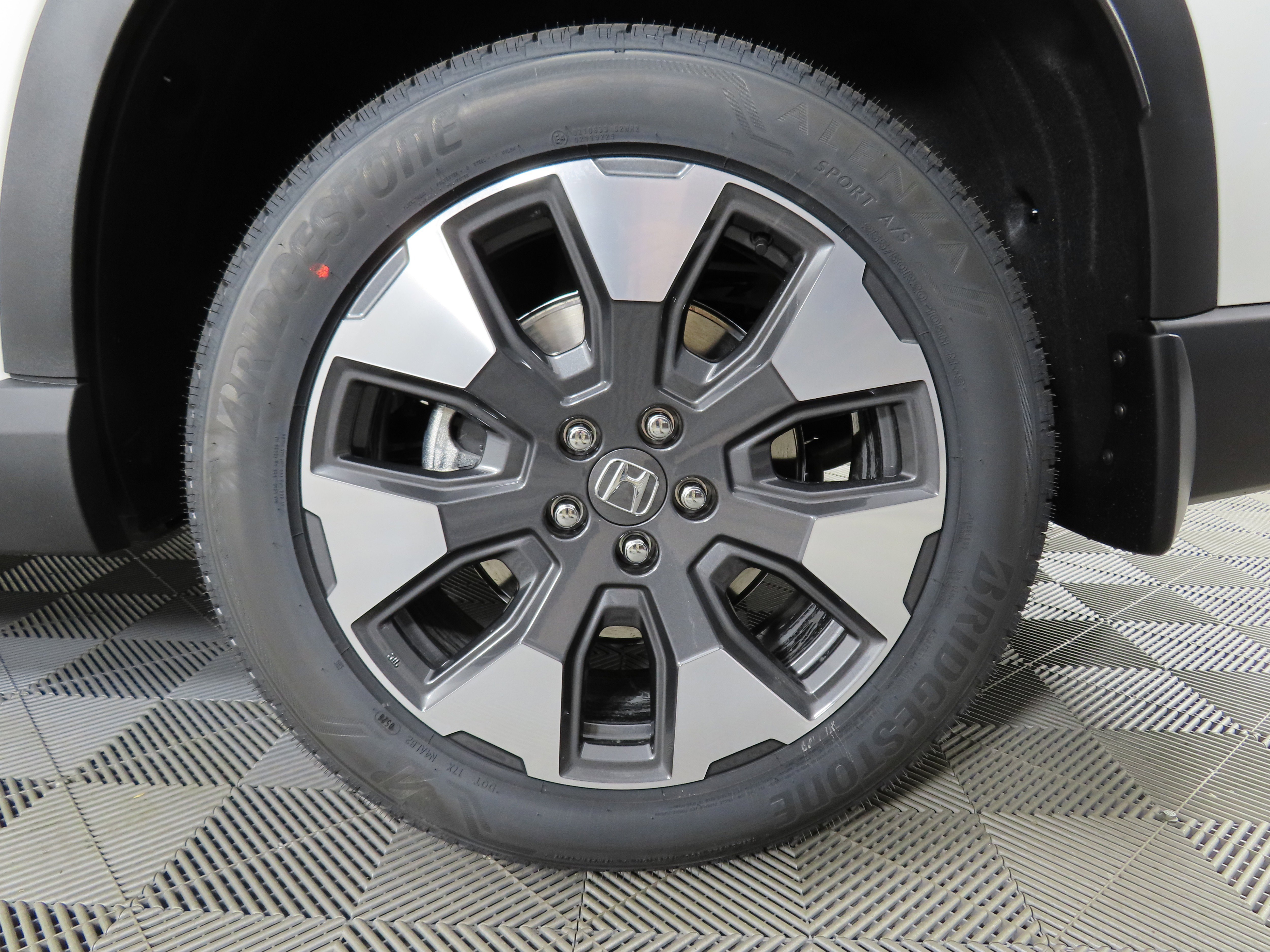 New 2026 Honda Pilot Elite image 13