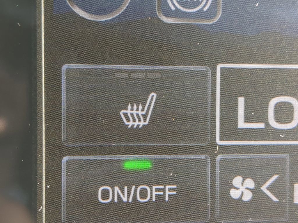 Certified 2025 Subaru Ascent Premium image 23