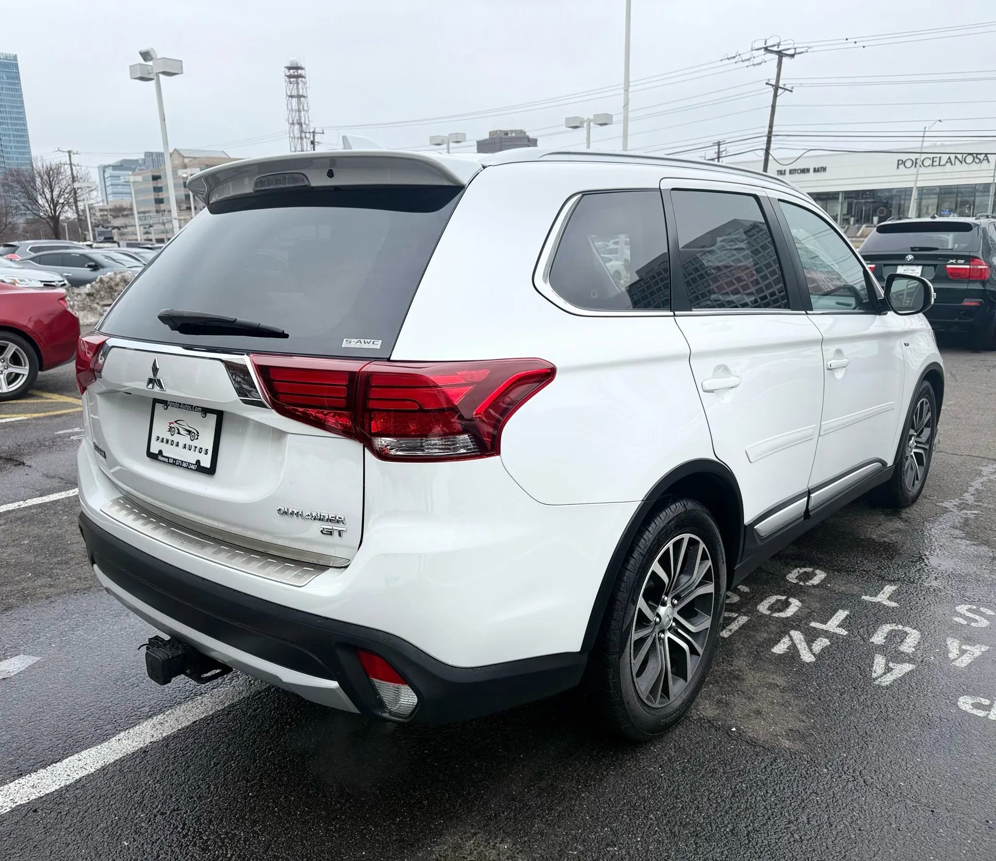 Used 2017 Mitsubishi Outlander GT image 7