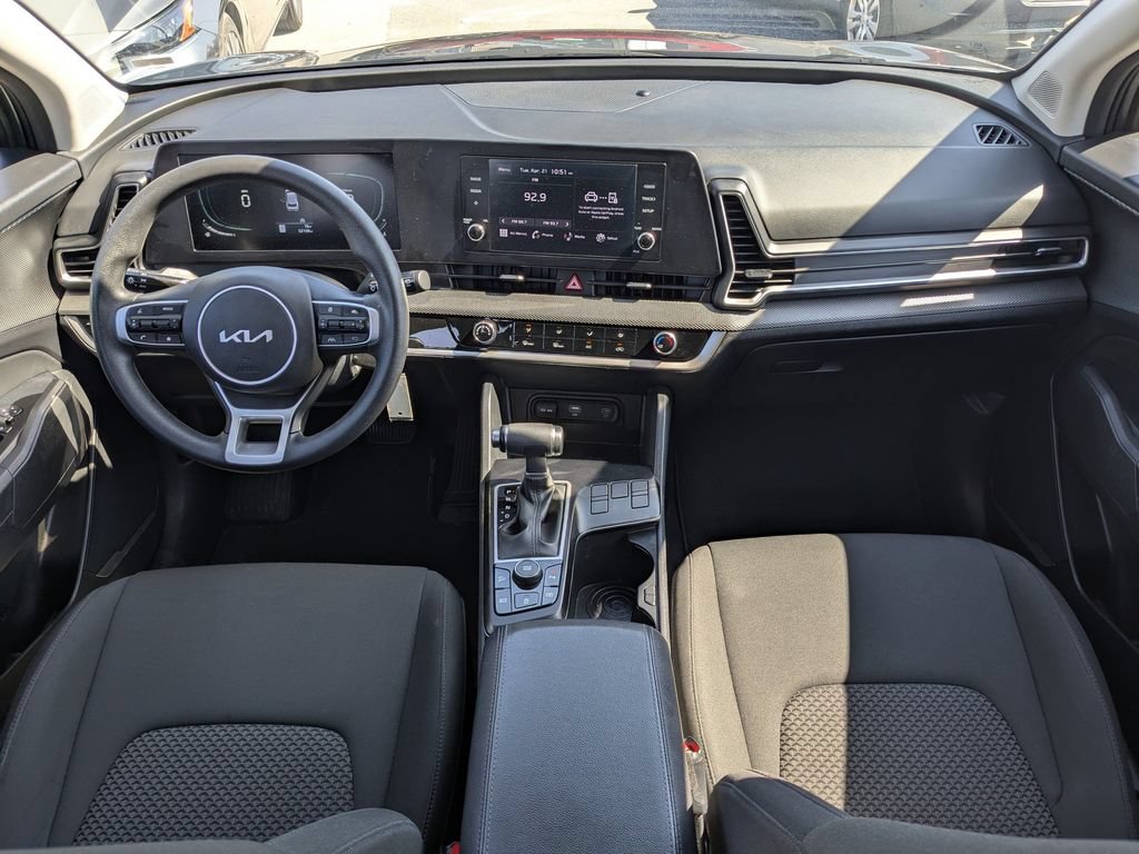 Used 2024 Kia Sportage LX FWD image 14