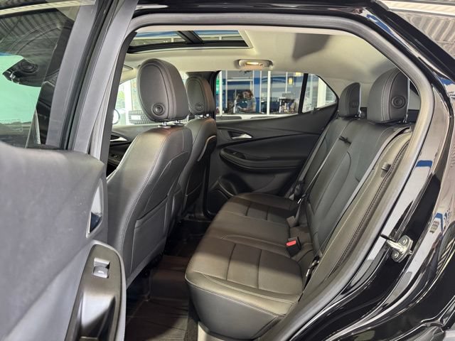Used 2023 Buick Encore GX Essence w/ Experience Buick Package AWD/4WD image 9