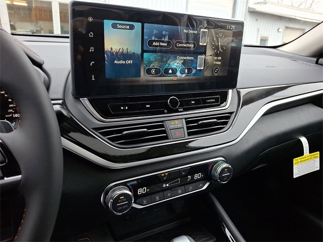 New 2025 Nissan Altima 2.5 SR image 8