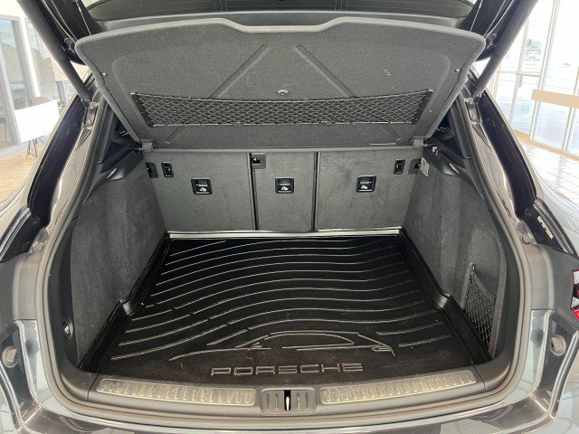 Used 2017 Porsche Macan S AWD/4WD image 33