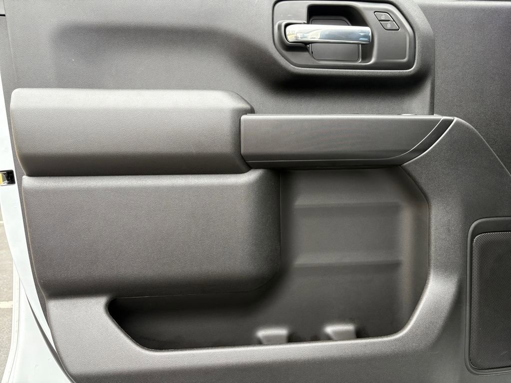 New 2025 Chevrolet Silverado 2500 Custom w/ Custom Value Package image 11