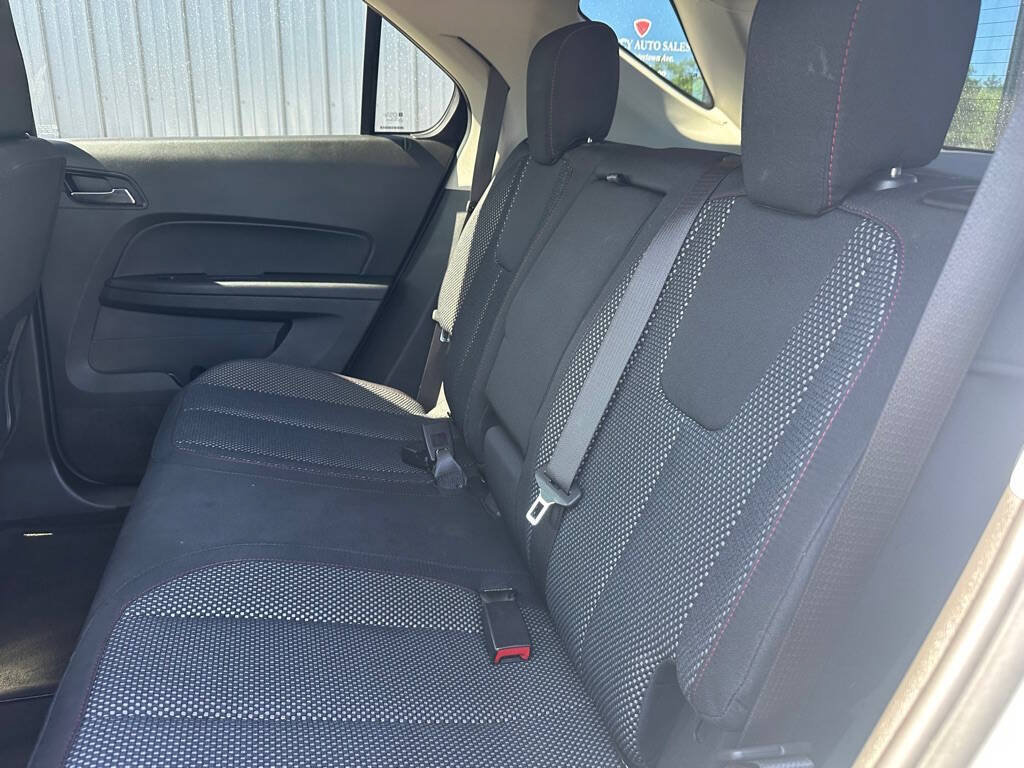 Used 2017 Chevrolet Equinox LT w/ Convenience Package FWD image 5