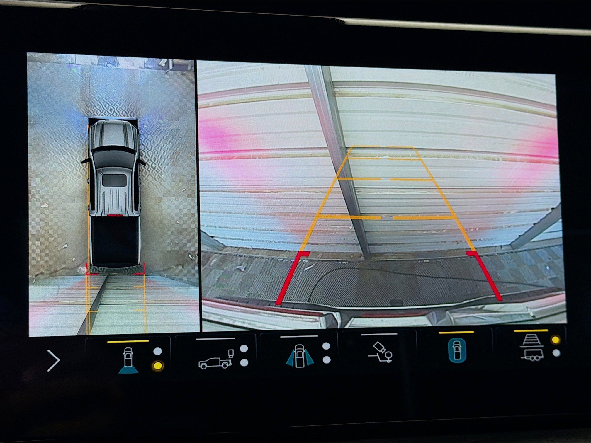 Used 2022 GMC Sierra 1500 AT4X image 16