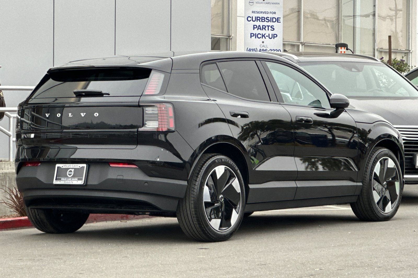 New 2026 Volvo EX30 Plus w/ Climate Package image 2