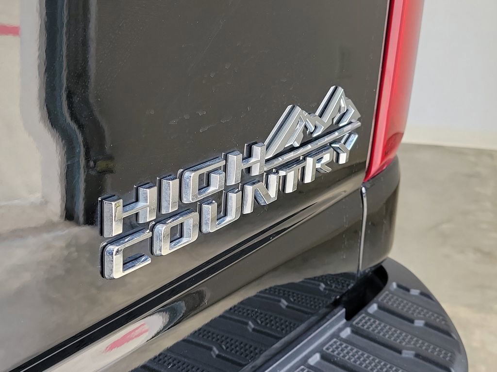 Used 2021 Chevrolet Silverado 3500 High Country AWD/4WD image 8