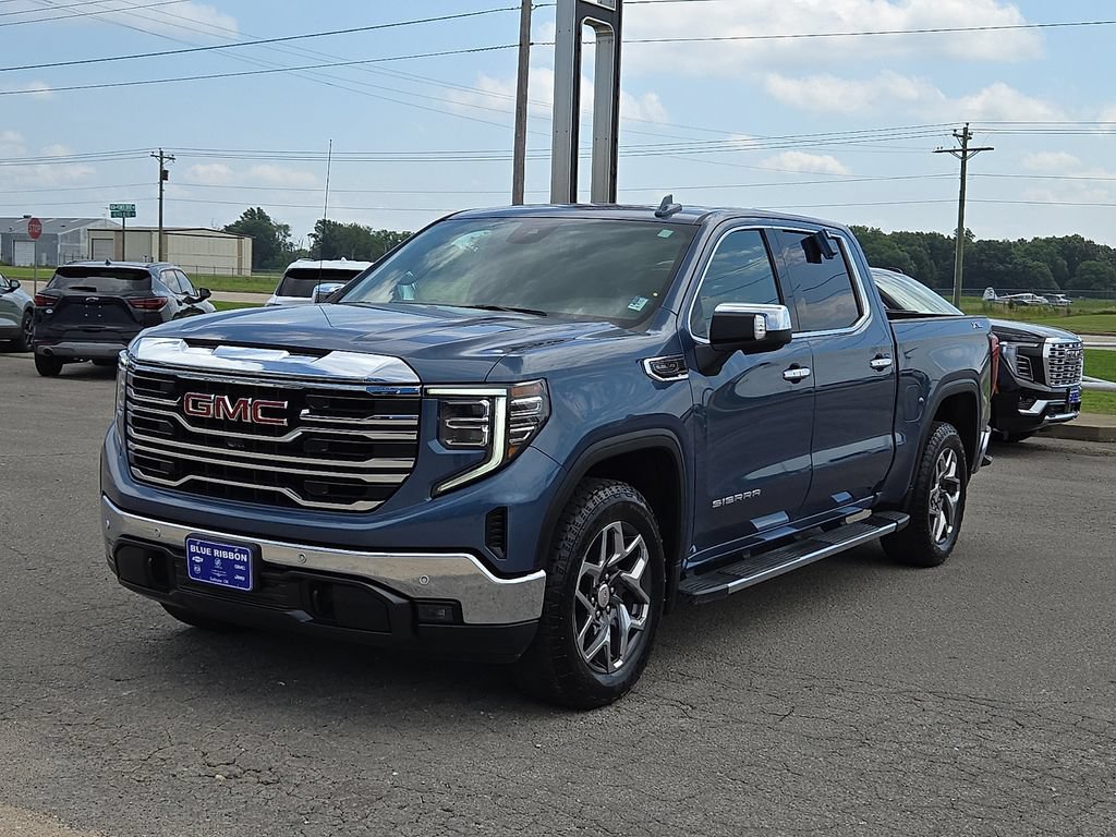 Used 2024 GMC Sierra 1500 SLT w/ SLT Premium Plus Package AWD/4WD image 2