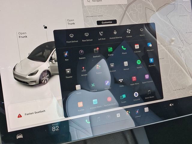 Used 2021 Tesla Model Y Long Range image 24