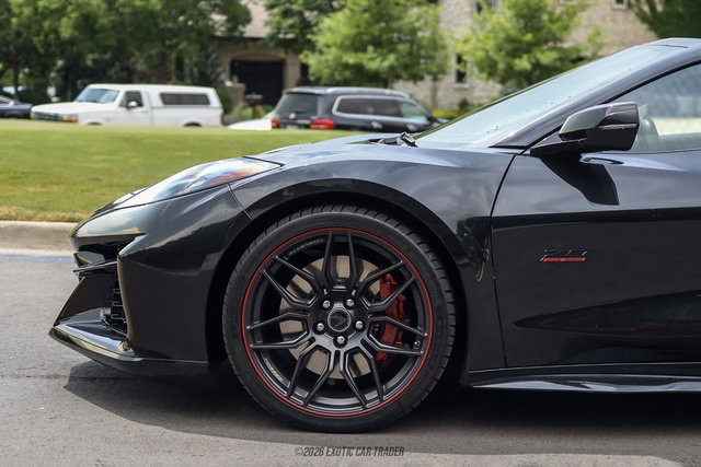 Used 2023 Chevrolet Corvette Z06 RWD image 4