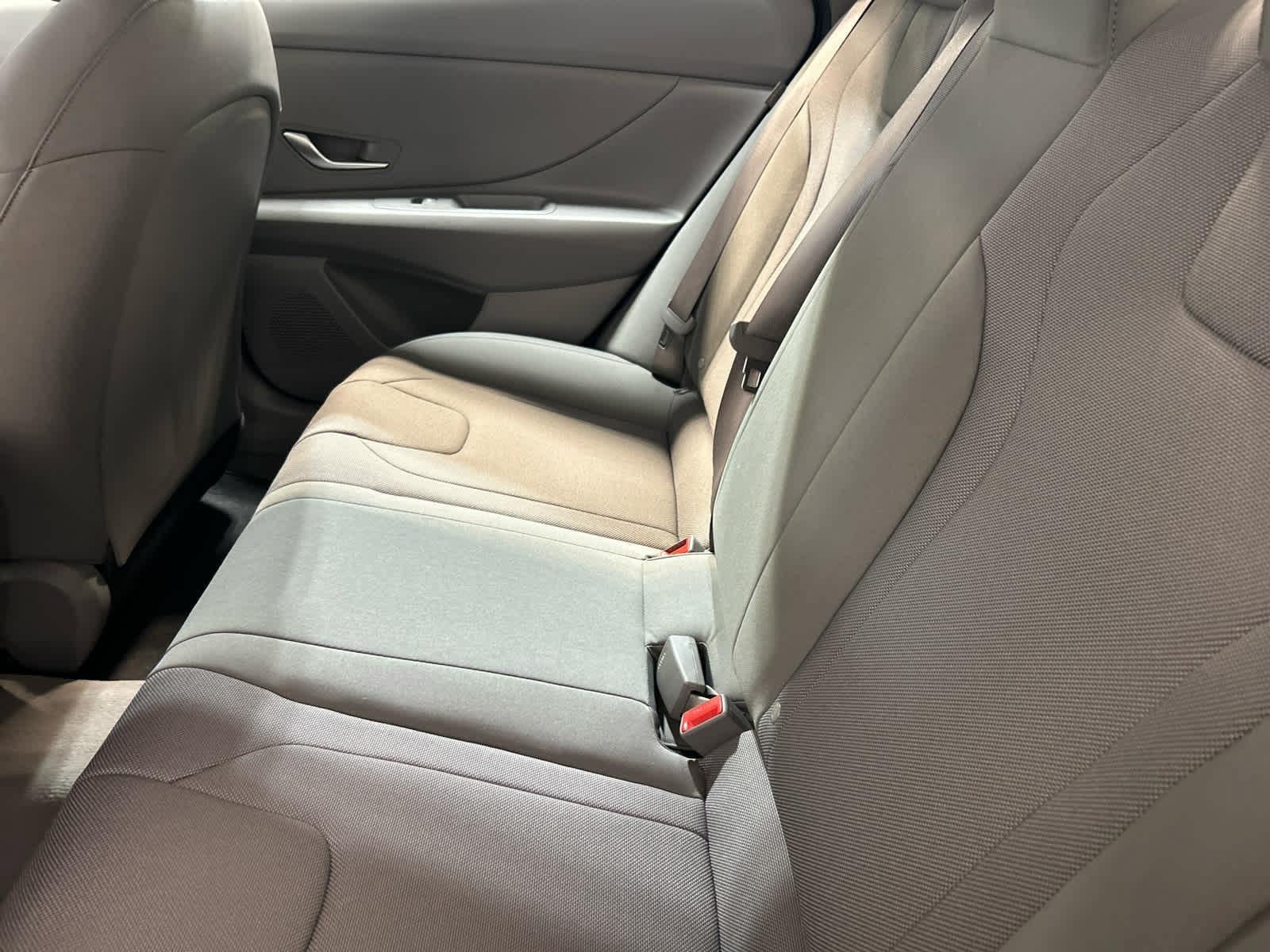 New 2026 Hyundai Elantra SE FWD image 5