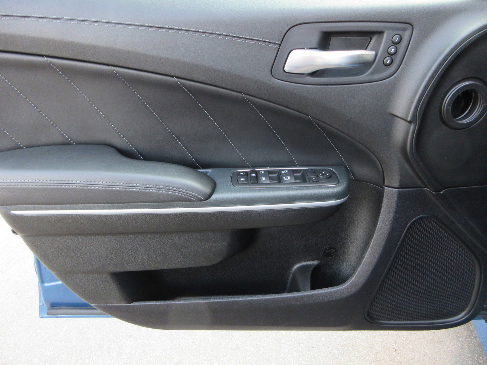 Used 2023 Dodge Charger GT w/ Plus Group image 27