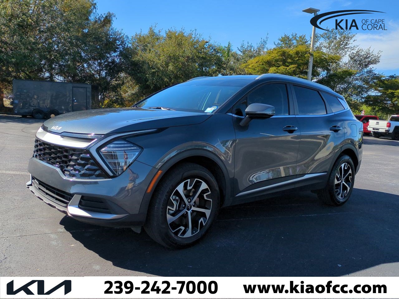 Certified 2024 Kia Sportage EX image 9