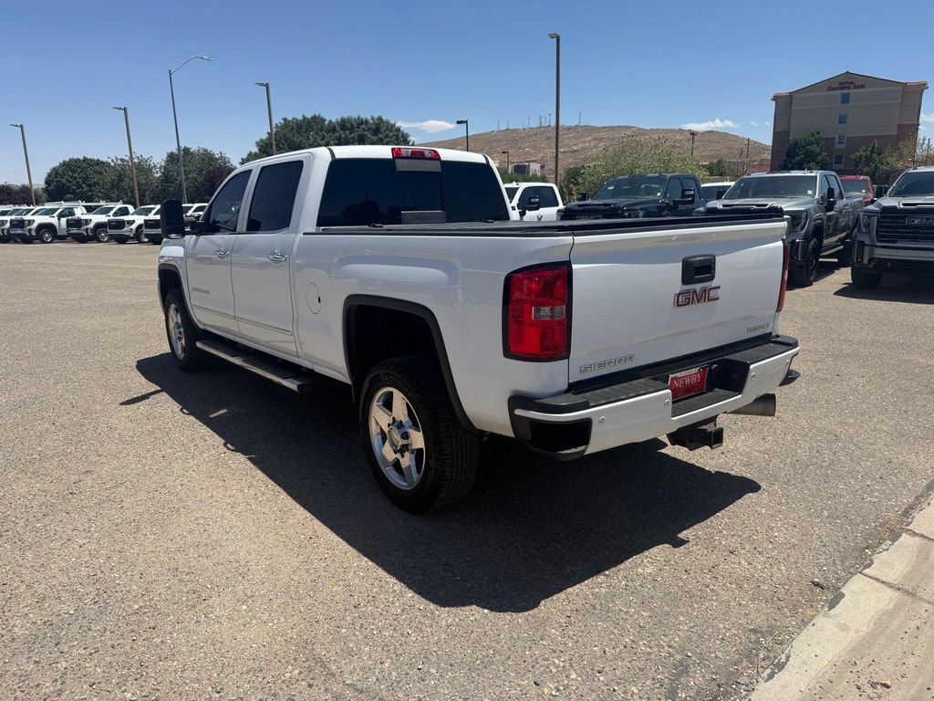 Used 2015 GMC Sierra 2500 Denali w/ Duramax Plus Package AWD/4WD image 8