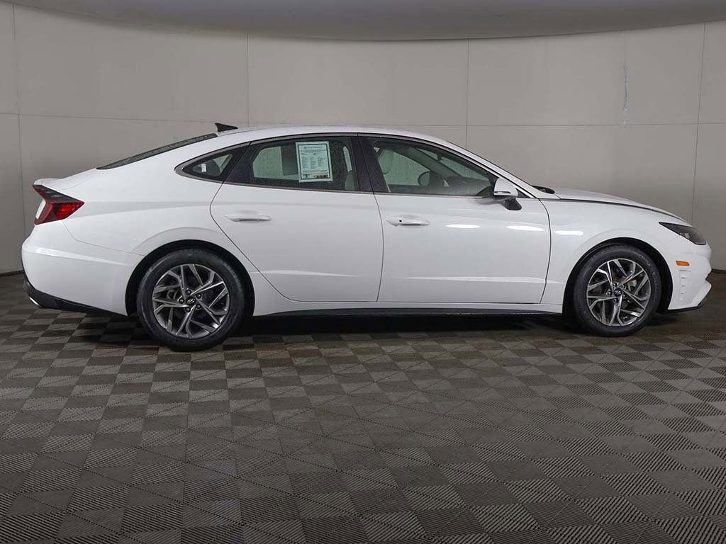 Used 2023 Hyundai Sonata SEL w/ Cargo Package image 18