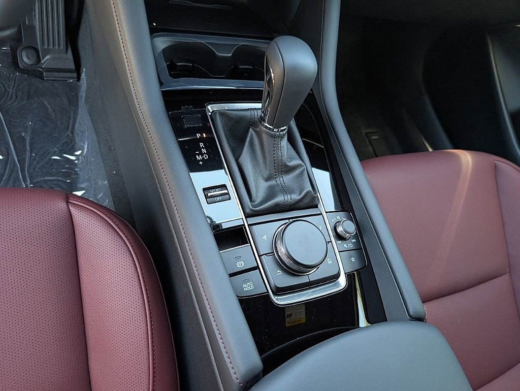 New 2026 MAZDA MAZDA3 Carbon image 28