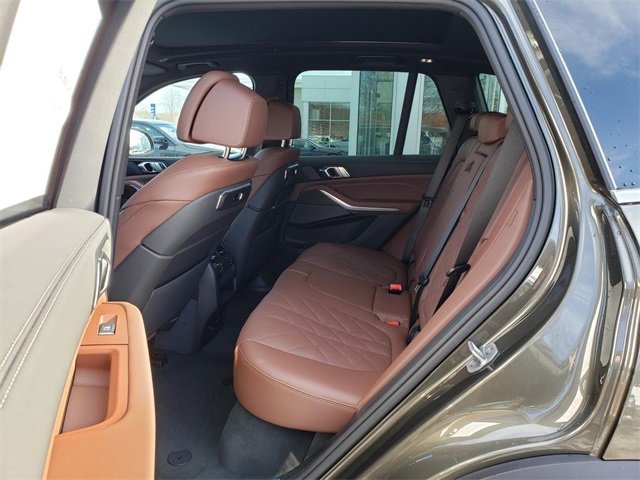 New 2026 BMW X5 xDrive50e w/ Premium Package image 11