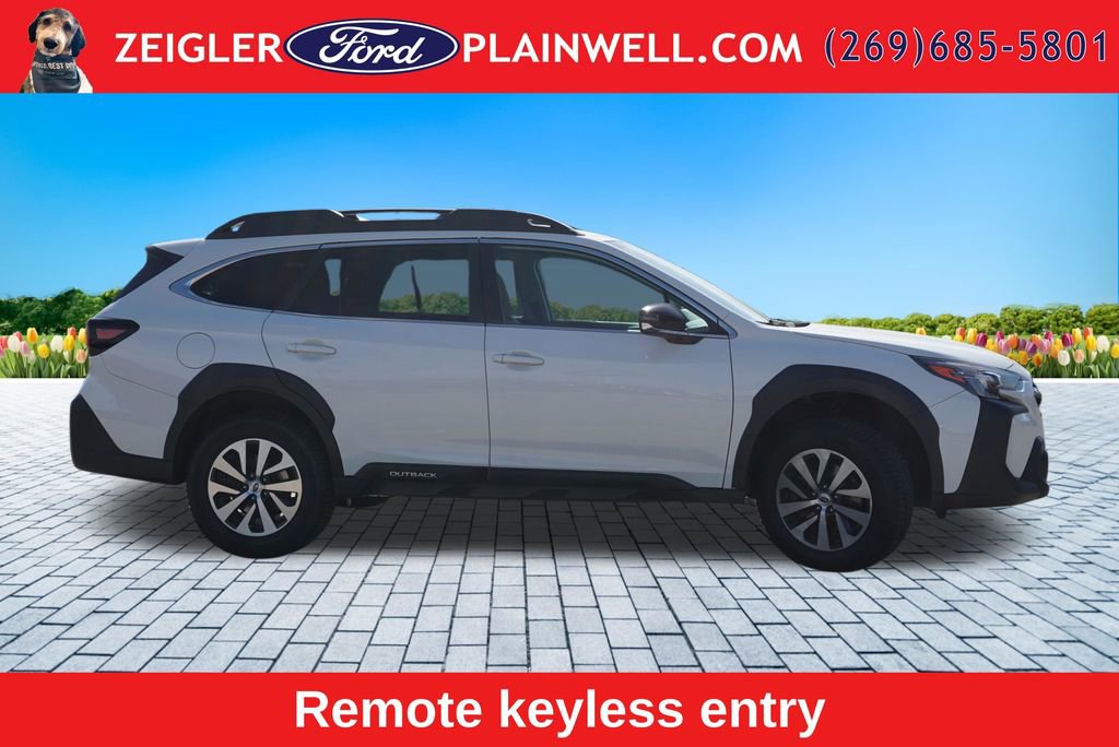 Used 2023 Subaru Outback Premium AWD/4WD image 6