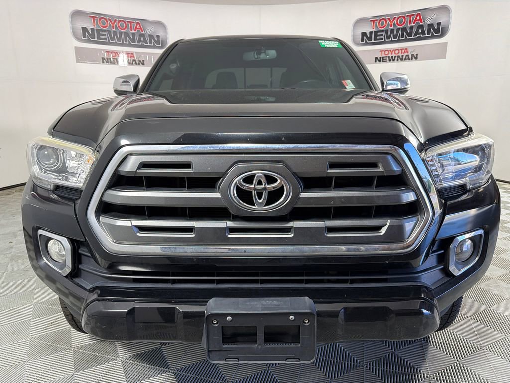 Used 2017 Toyota Tacoma Limited w/ Tow Package AWD/4WD image 10