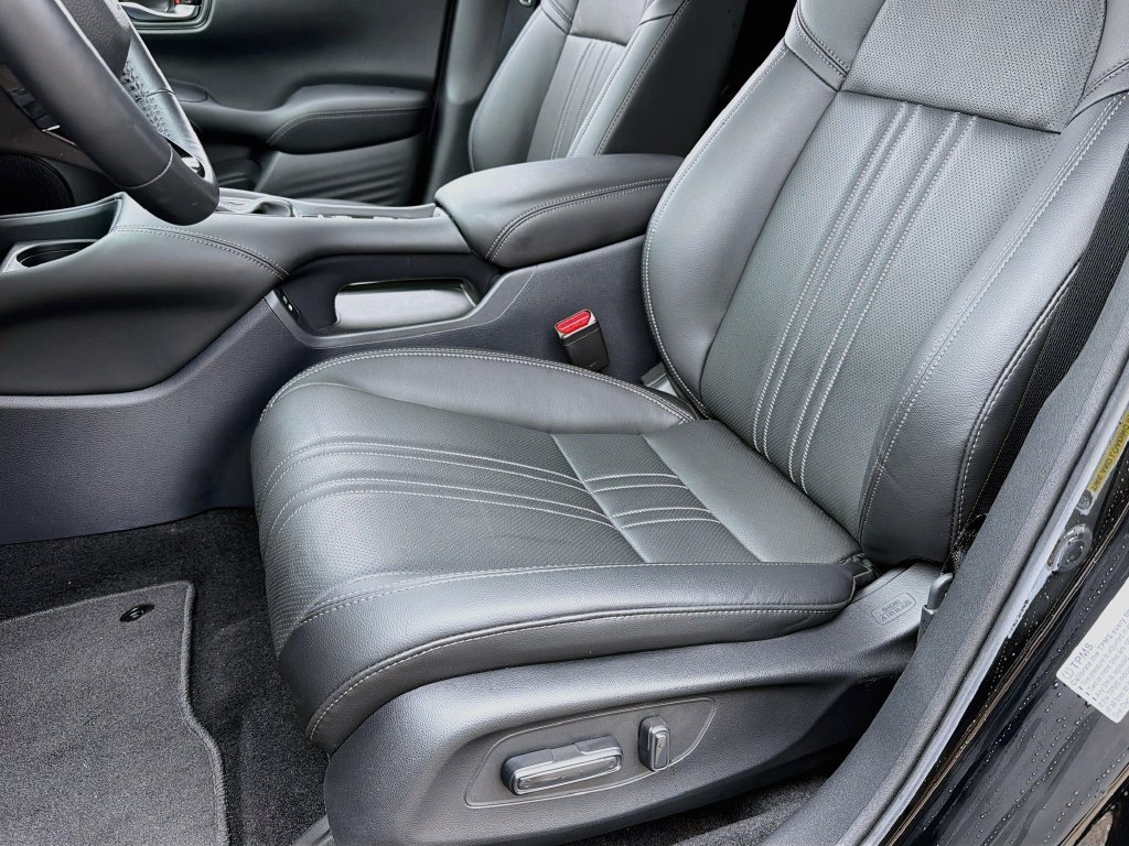 Used 2025 Honda HR-V EX-L image 26