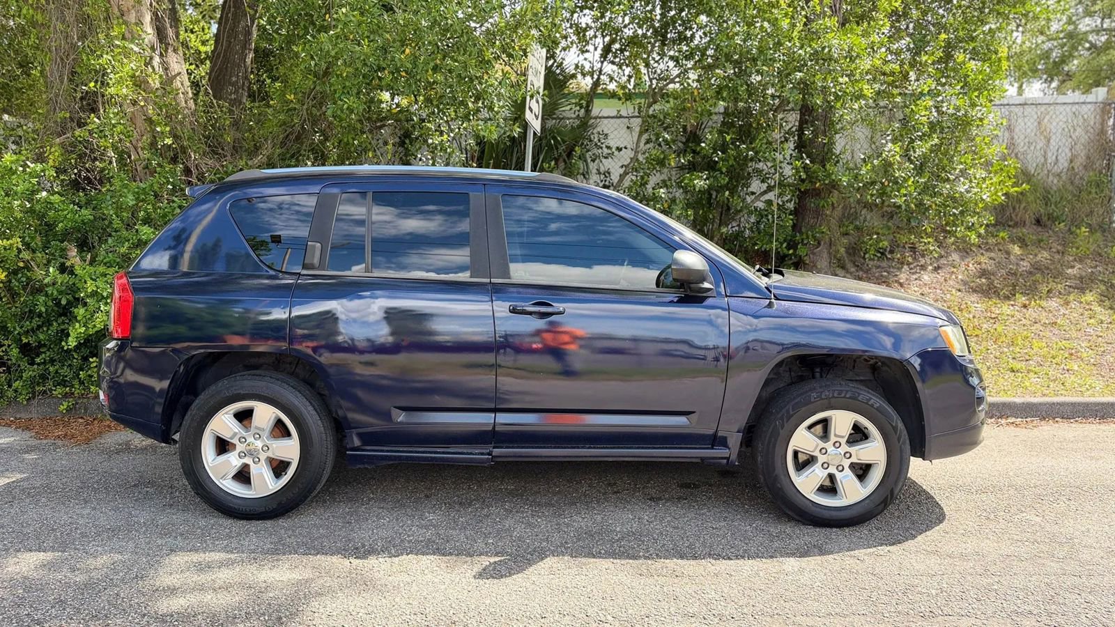 Used 2013 Jeep Compass Sport image 5