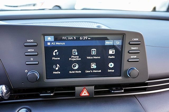 New 2026 Hyundai Elantra Sport FWD image 27