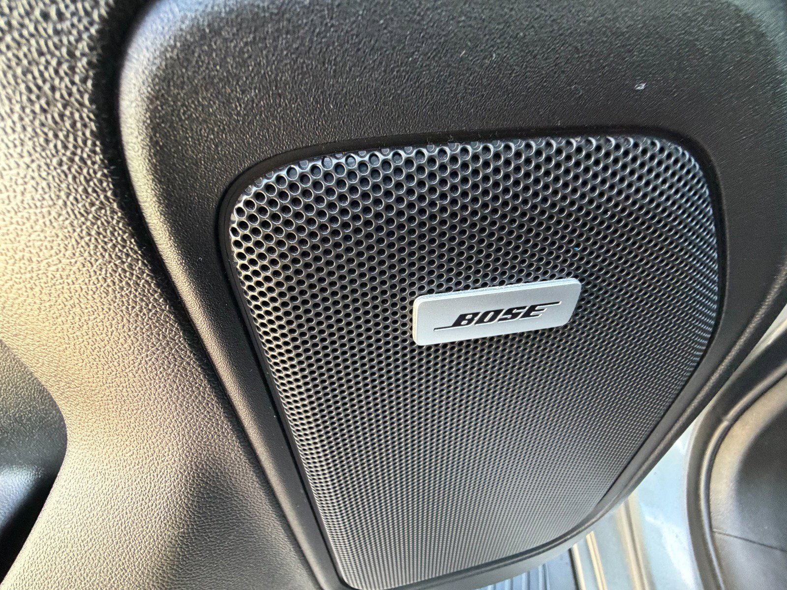 Used 2020 GMC Sierra 1500 Elevation w/ Elevation Value Package image 12