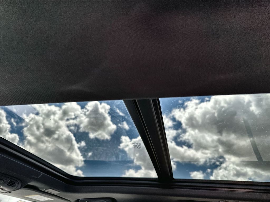 New 2026 GMC Yukon AT4 image 19