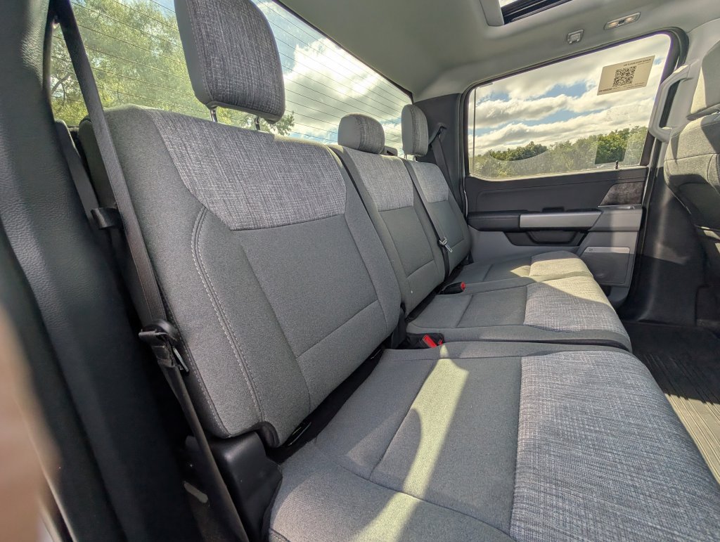 Used 2025 Ford F250 XLT w/ Black Appearance Package AWD/4WD image 19