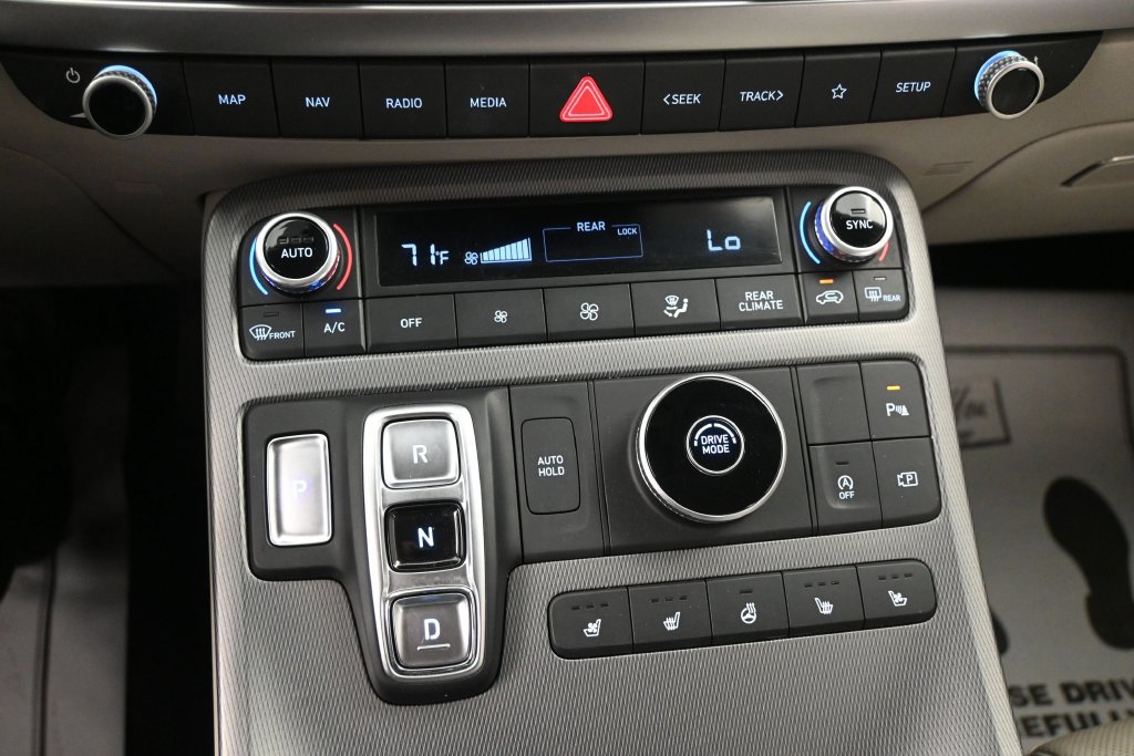 Used 2023 Hyundai Palisade Limited w/ Cargo Package FWD image 20