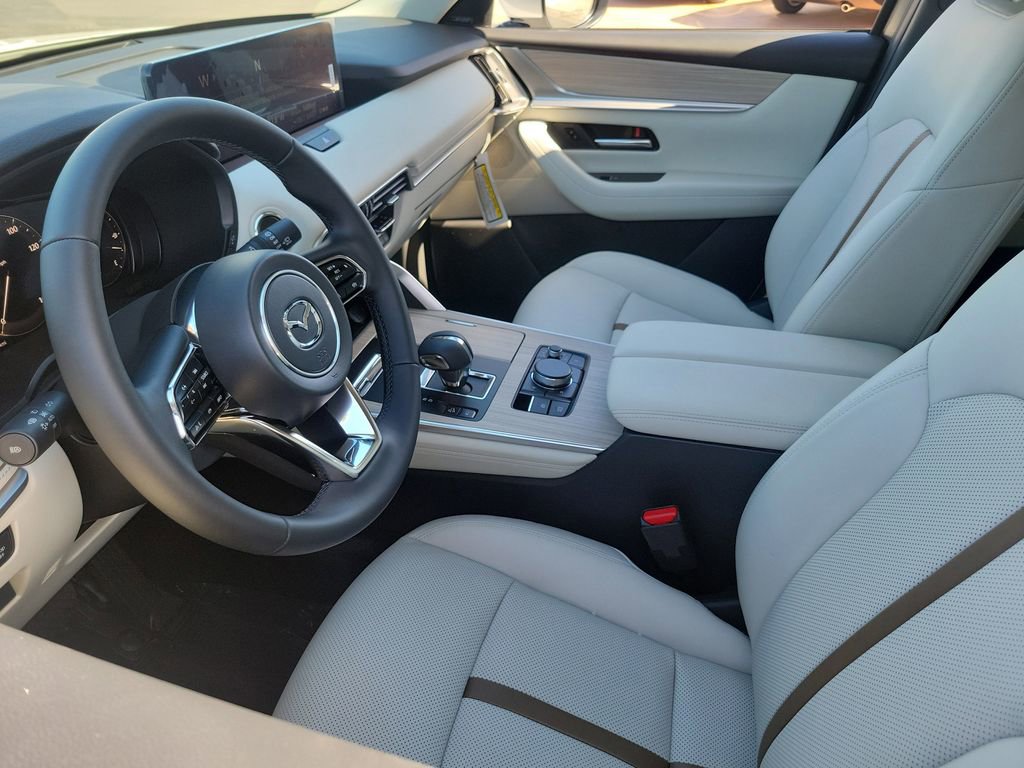 New 2026 MAZDA CX-90 3.3 Turbo w/ Premium Plus Pkg image 3